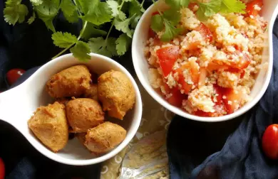 Falafel s kuskusovým salátem