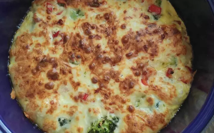 Zapečená brokolice se šunkou a sýrem