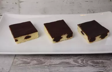 TUZEMSKÁ ŠŤOUCHANÁ BUCHTA