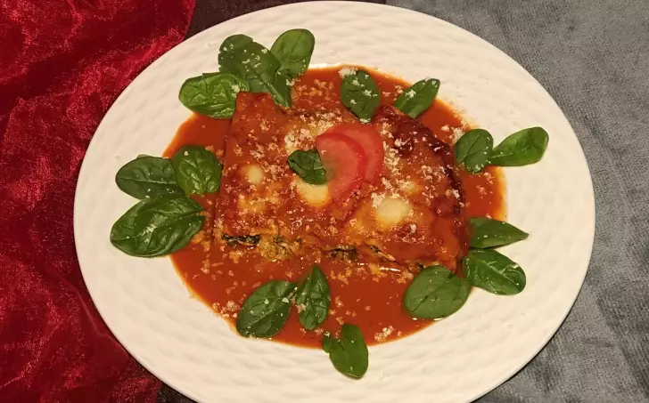 Cannelloni s ricottou a špenátem v rajčatové omáčce - LC