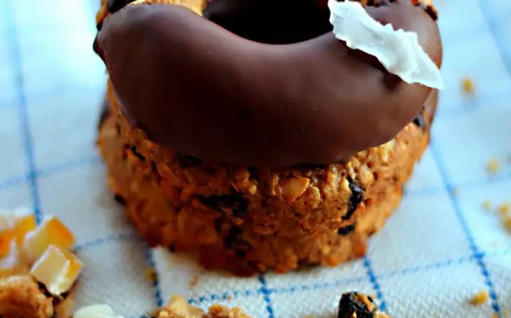 Domácí müsli tyčinky nebo křupavé kroužky bez lepku, mléka, sóji i vajíček