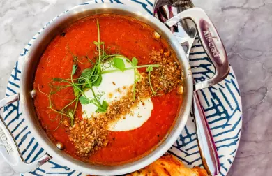 Arabská polévka z červené čočky