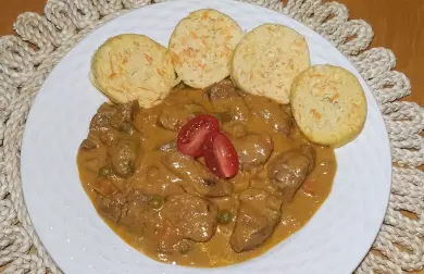 Vepřová plec na zelenině, low carb knedlík - LC