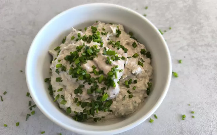 Sardinková pomazánka s pažitkou a ricottou