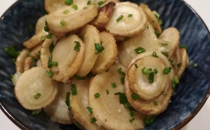 Petrželové tolárky s česnekem - zdravá a také low carb příloha