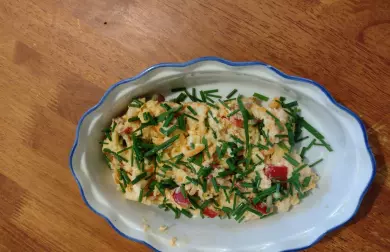 Celerová pomazánka s mrkví a jablkem