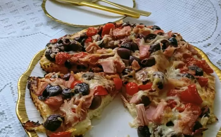 Květákový koláč á la pizza