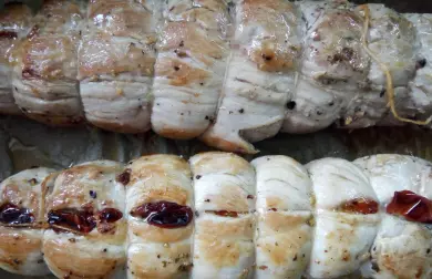 VEPŘOVÁ PANENKA SE SUŠENÝMI RAJČATY