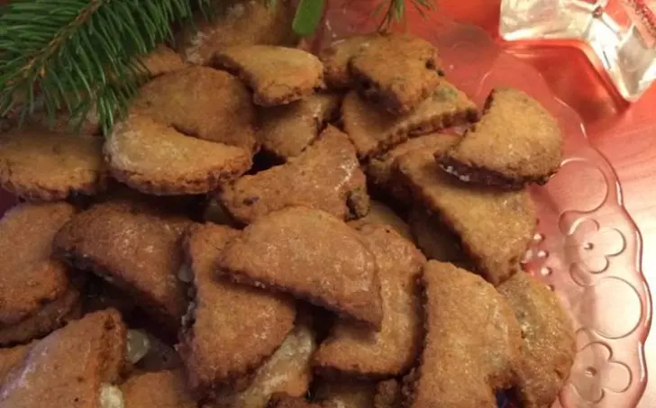 Hrozinkové půlměsíčky