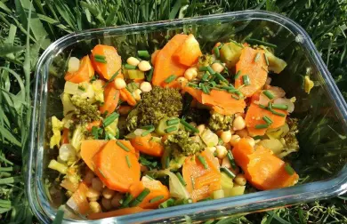 SKVĚLÝ RYCHLÝ CIZRNOVÝ SALÁTEK