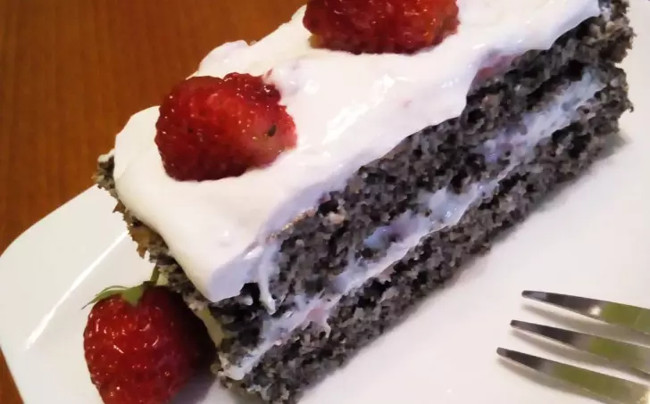 MAKOVÝ ŘEZ S JAHODAMI - LC