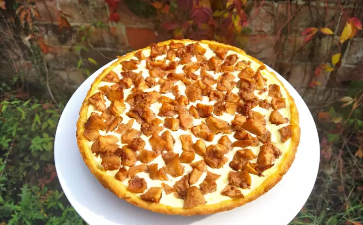 Mandlový koláč s tvarohem a jablky - LC