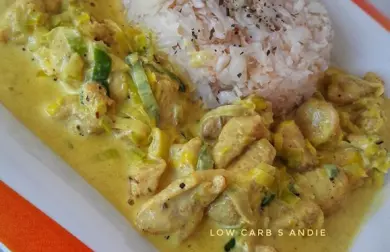 Celer s kuřecím masem, omáčkou na kari a pórkem - LC