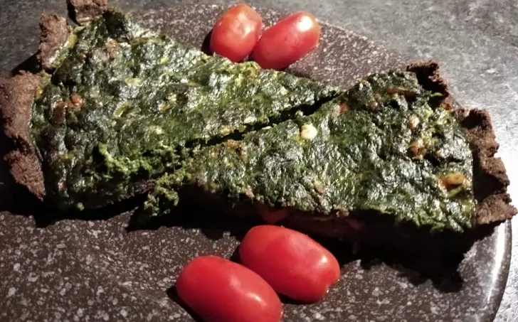 Špenátový tmavý koláč - LC