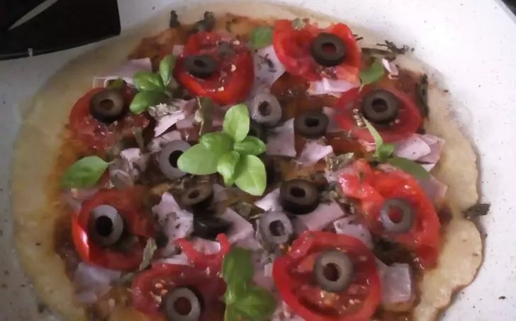 Povedená pánvičková pizza - nízkosacharidová