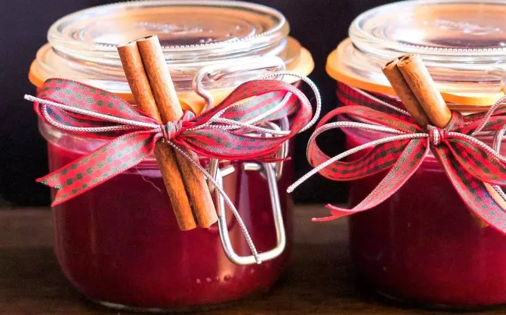 Domácí rybízová marmeláda