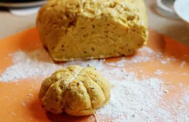 Dýňové kmínové housky -bez lepku, mléka a vajec