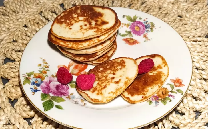 Lívanečky z banánu a cottage sýru